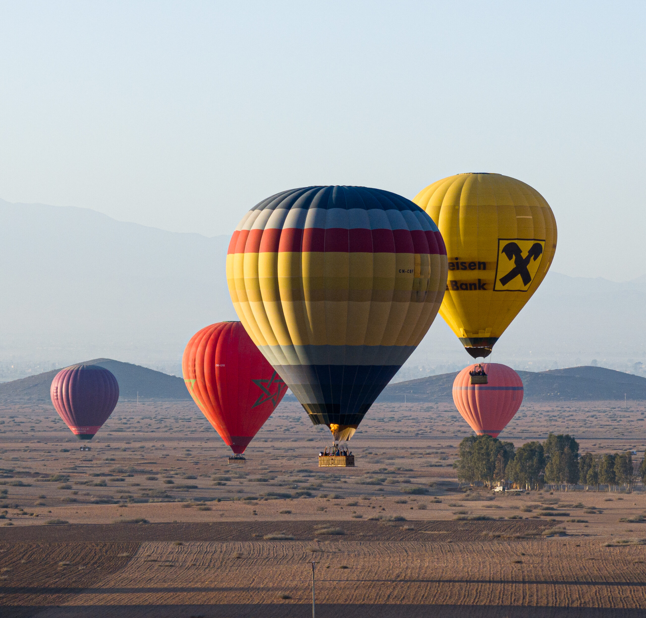 ¿Cómo reservar un vuelo en el globo aerostático en Marrakech?